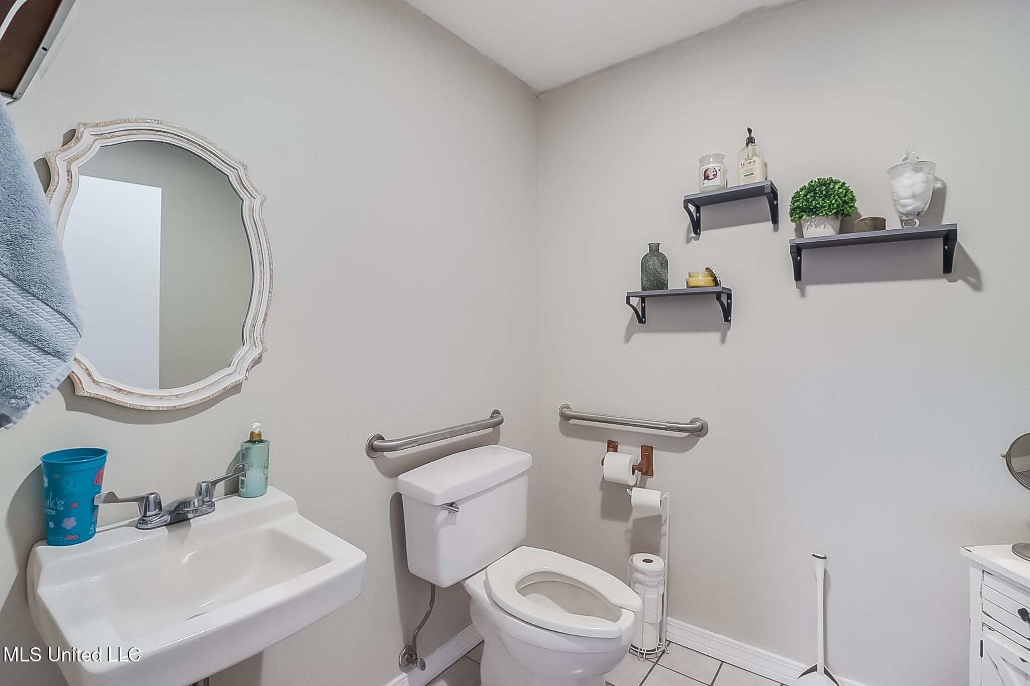 12450 Shortcut Road Property Photo 48