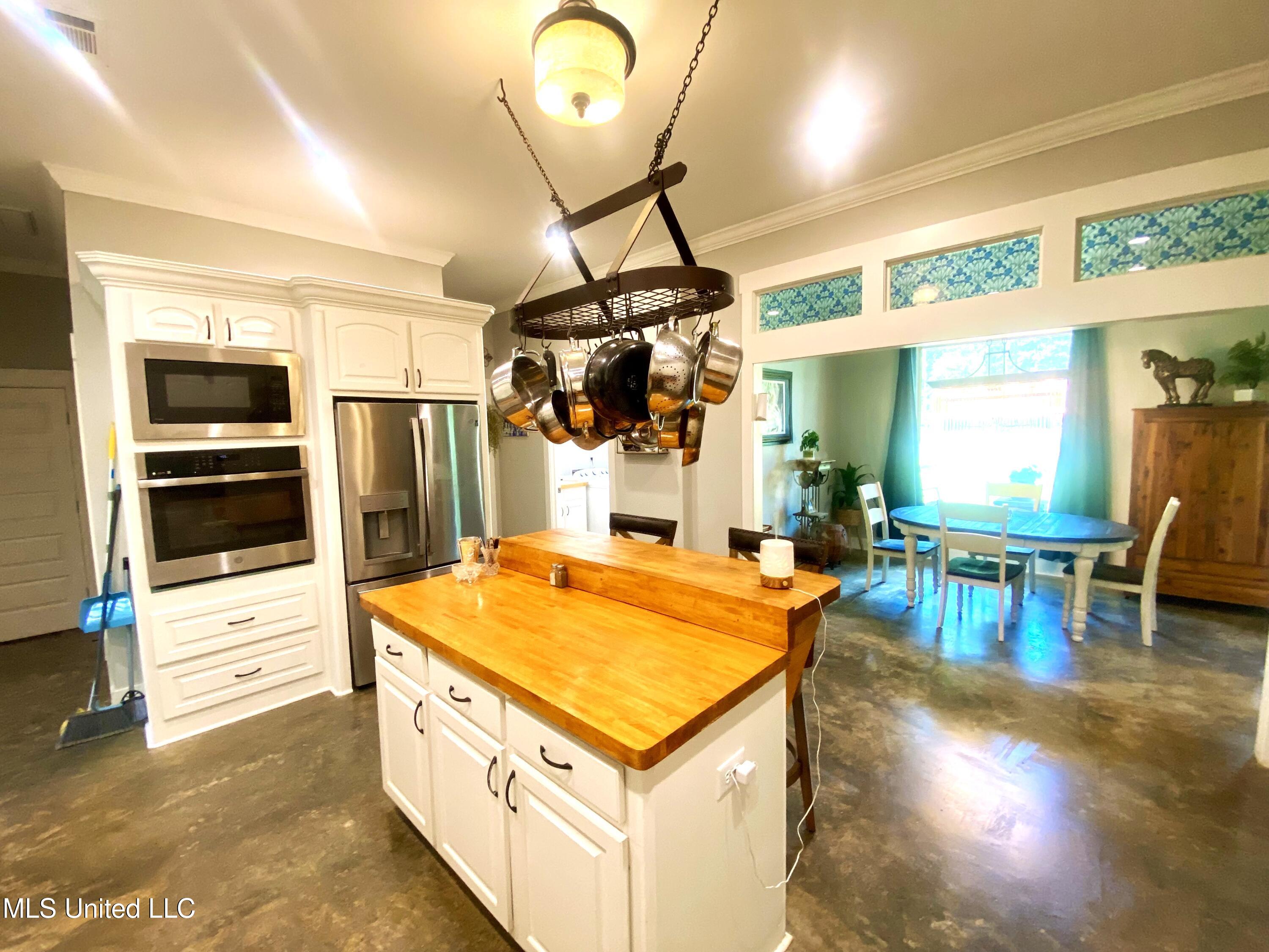 115 Pinedale Road Property Photo 16