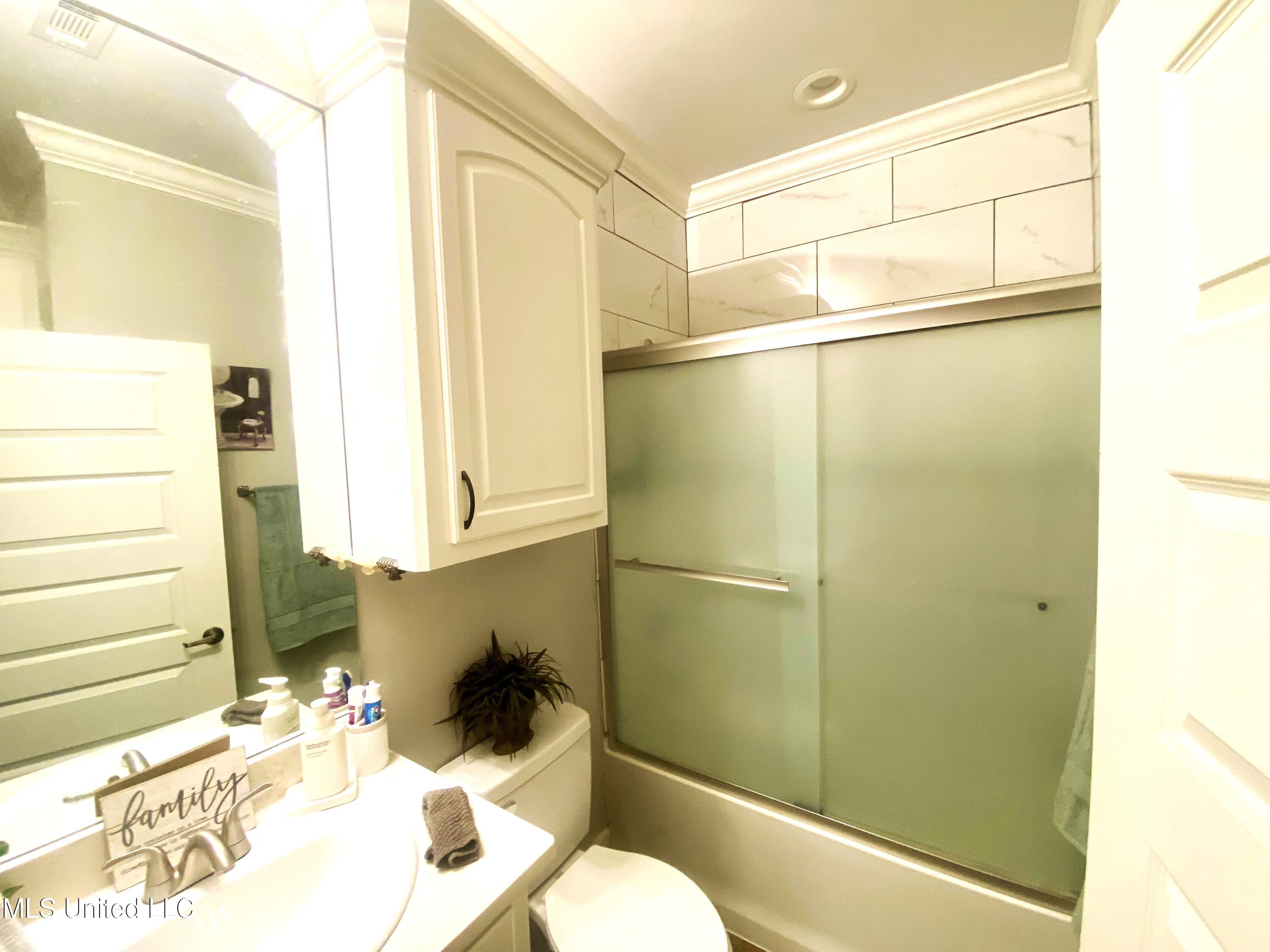 115 Pinedale Road Property Photo 39