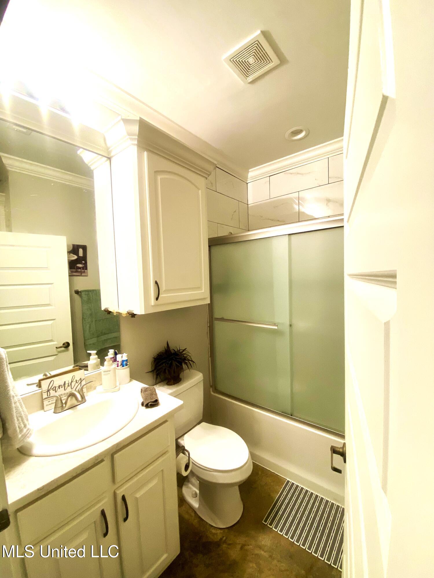 115 Pinedale Road Property Photo 40