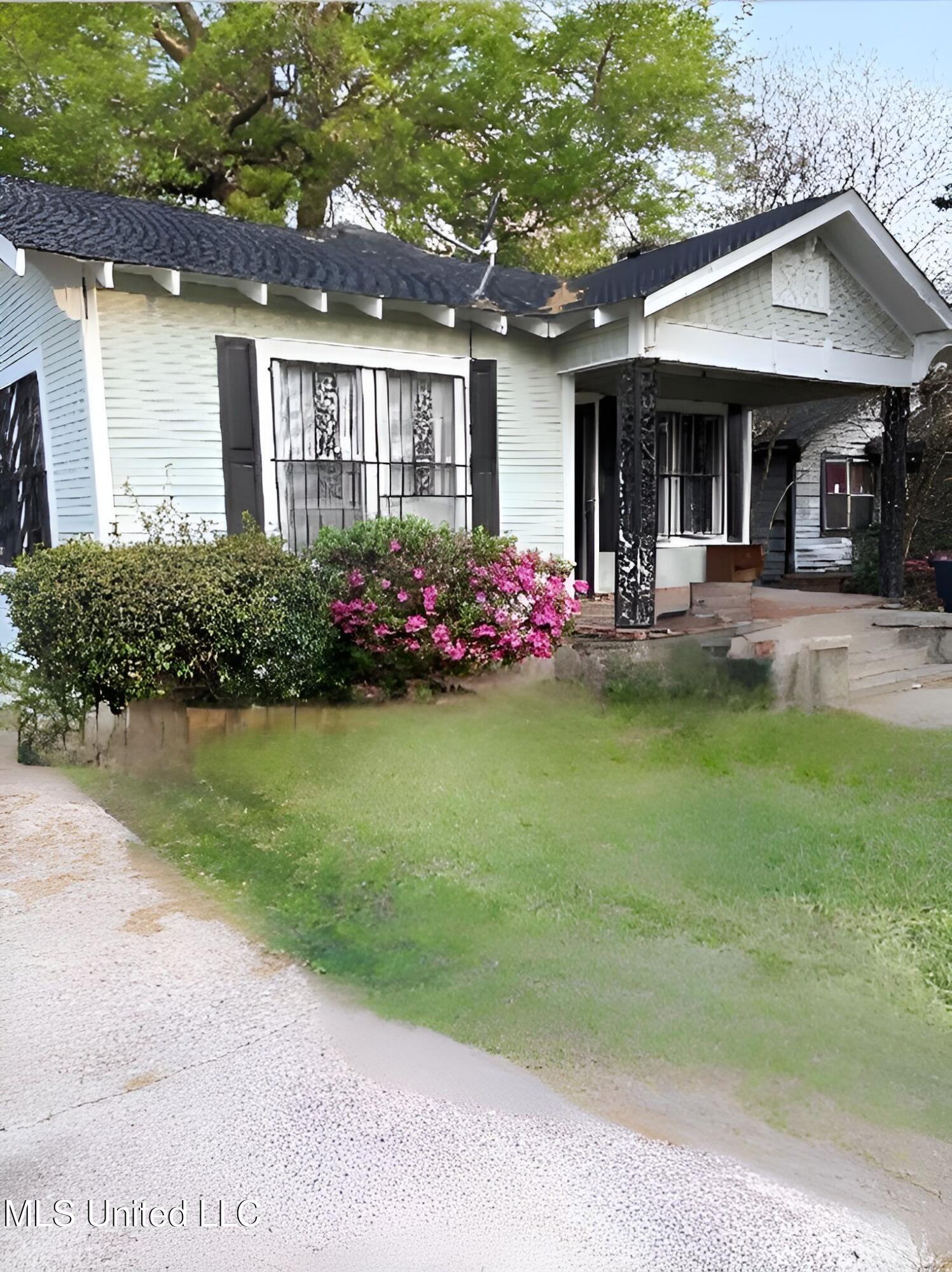 423 Cedar Street
