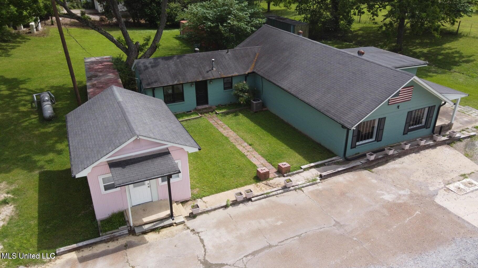 7696 Highway 4 Property Photo 1