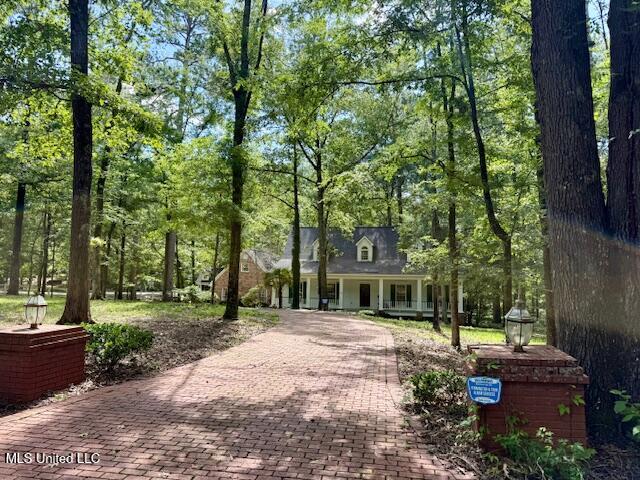 618 Gordon Place Property Photo 1