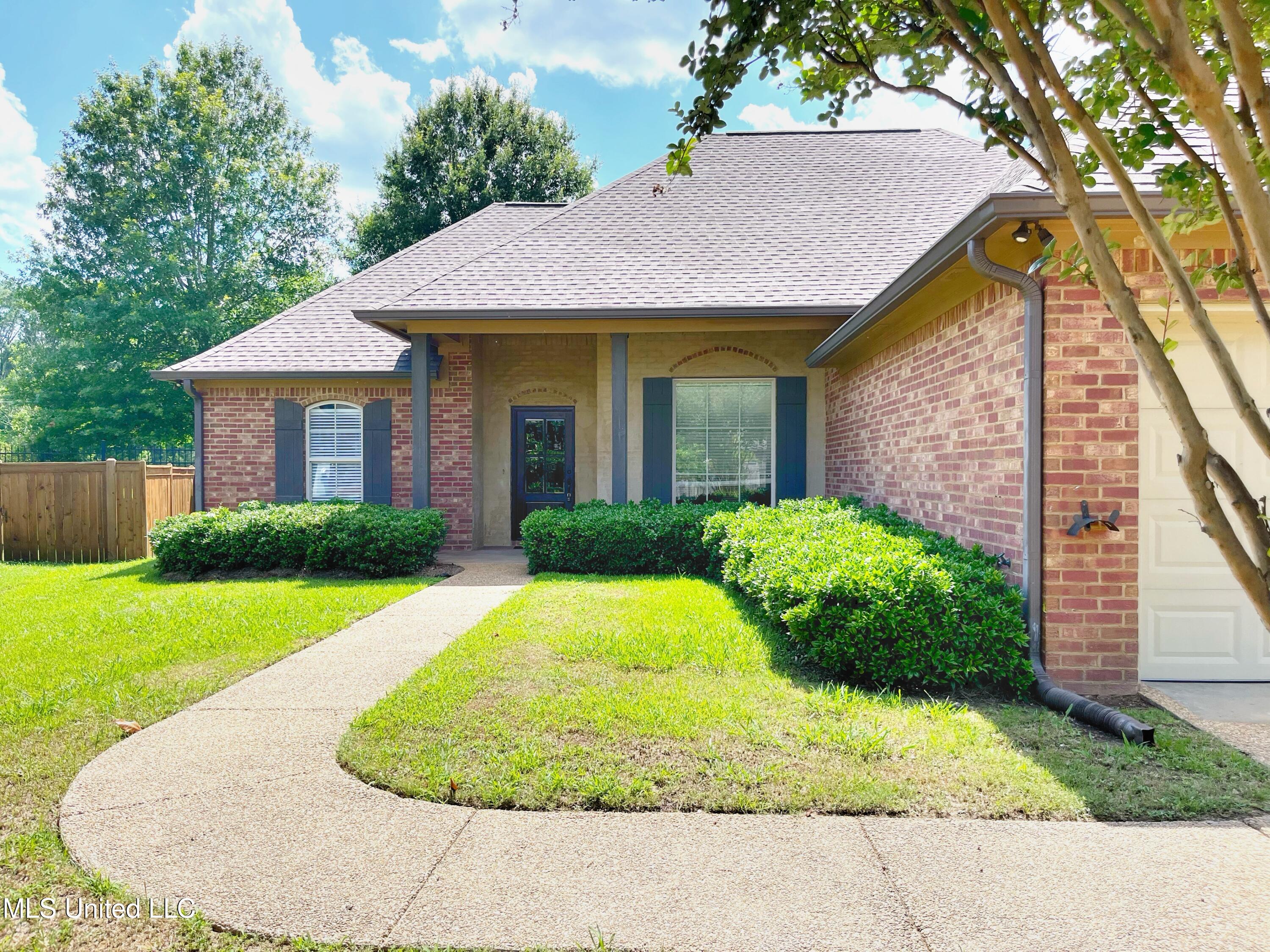 623 Chambord Drive Property Photo 1