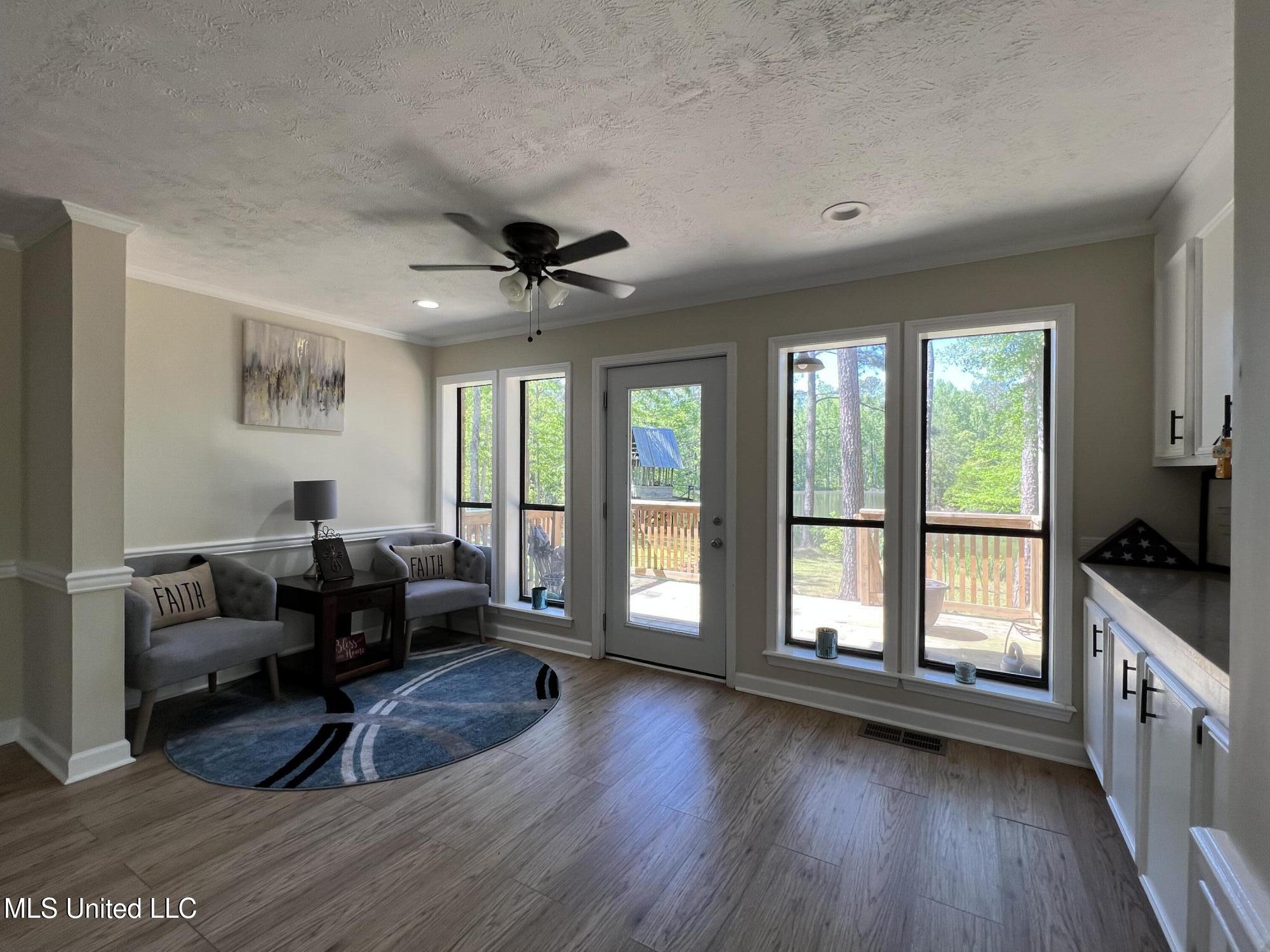 110 Hawks Nest Cove Property Photo 10