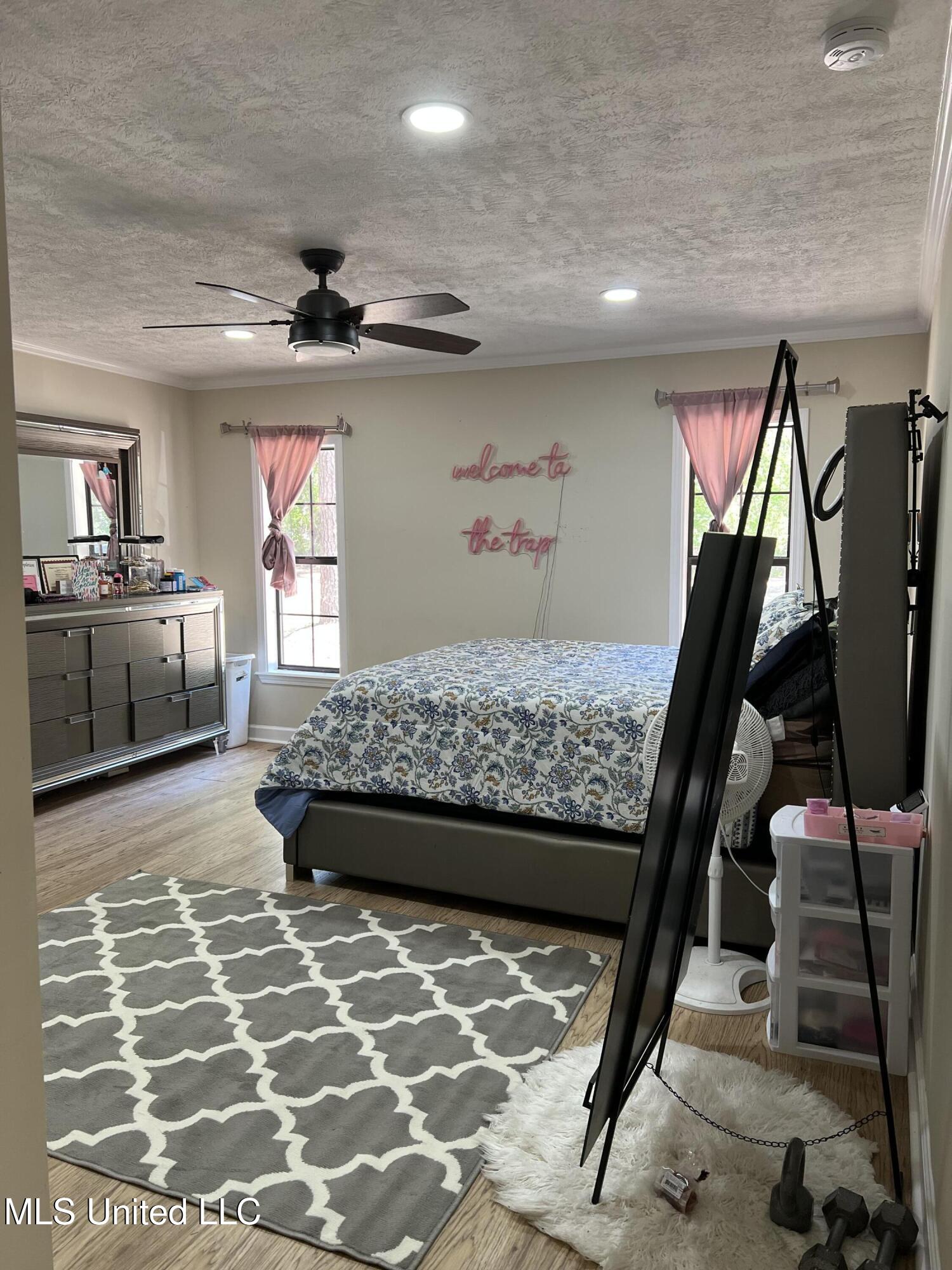 110 Hawks Nest Cove Property Photo 21