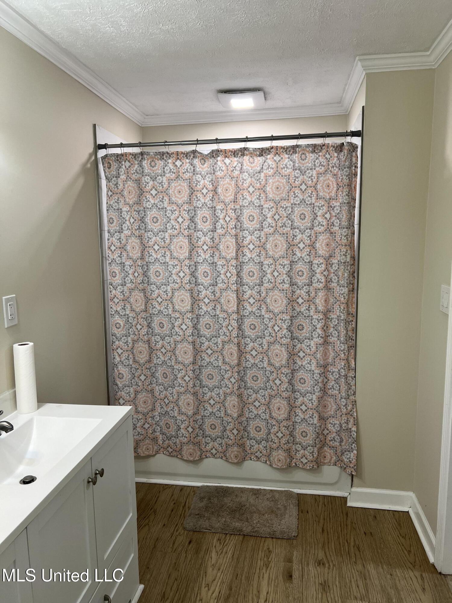 110 Hawks Nest Cove Property Photo 23