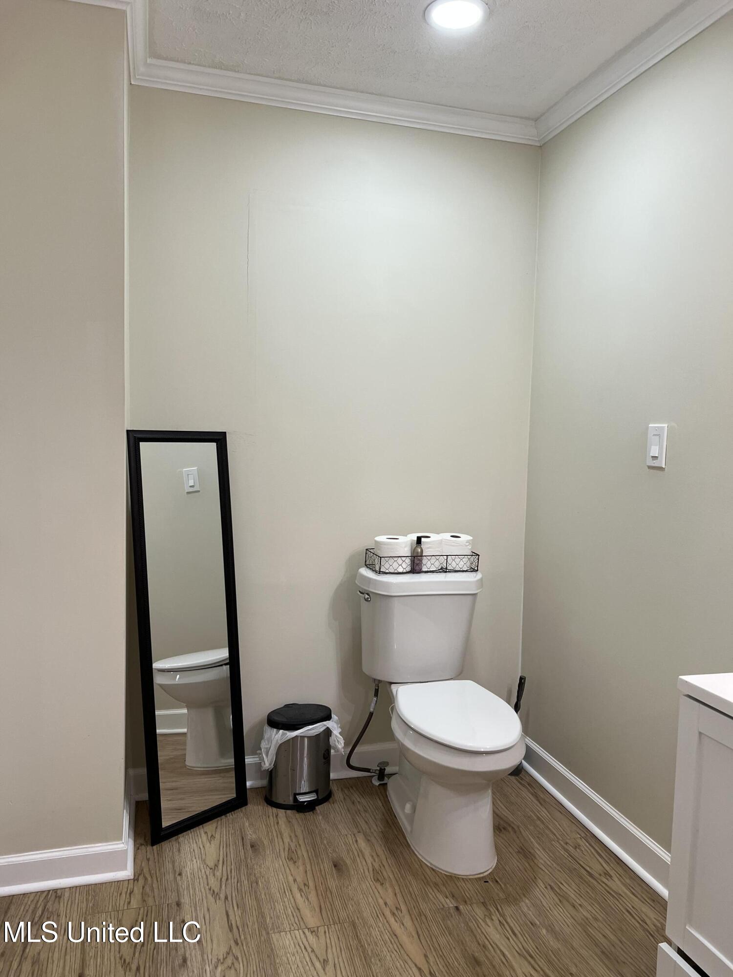 110 Hawks Nest Cove Property Photo 24