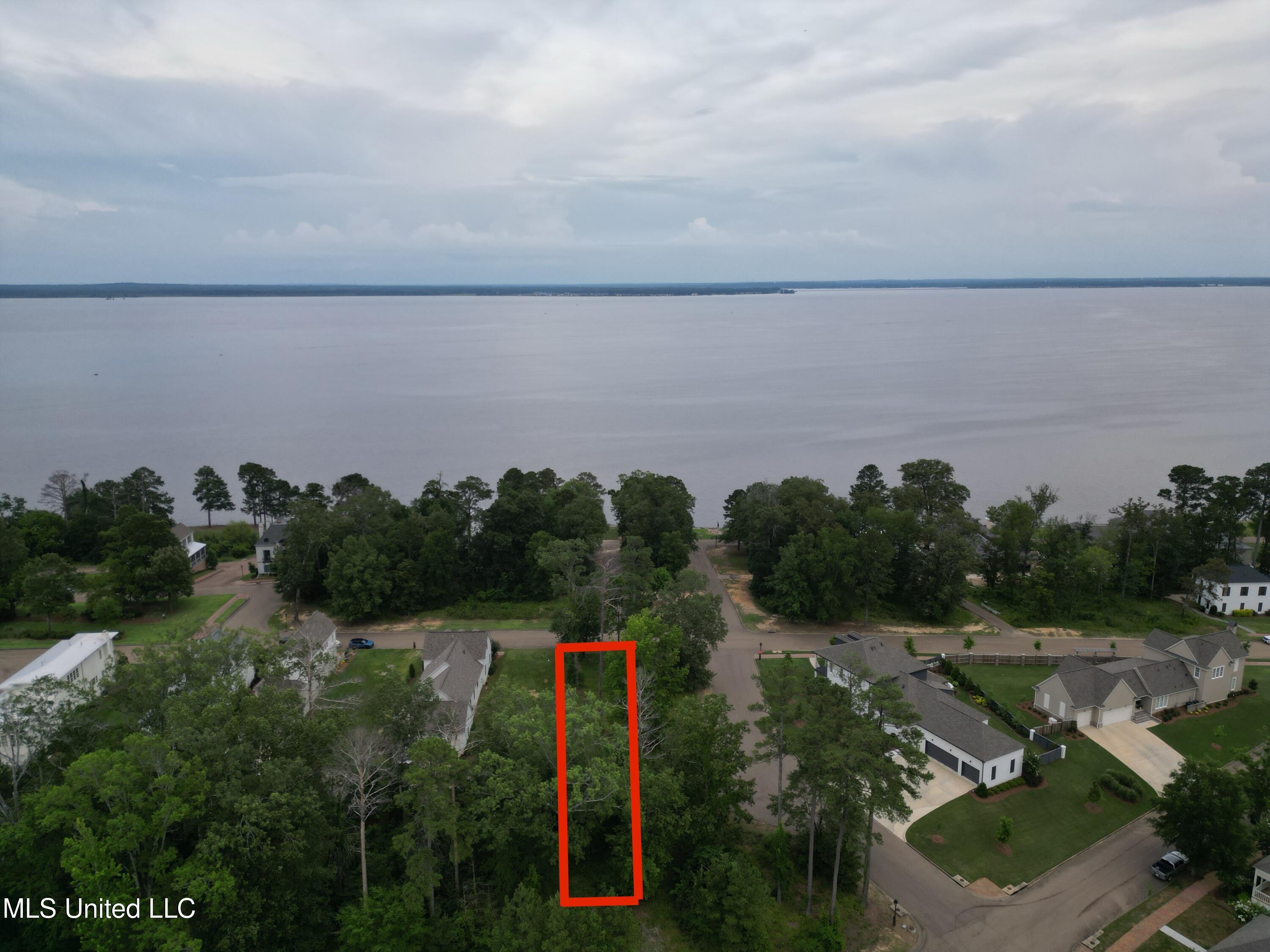 N Natchez Drive Property Photo 2