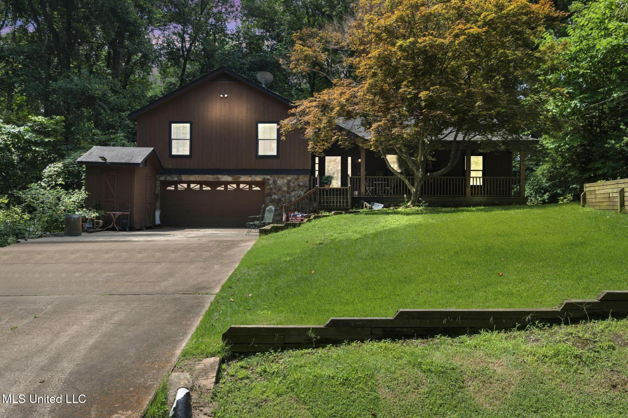 11423 High Road Property Photo 1