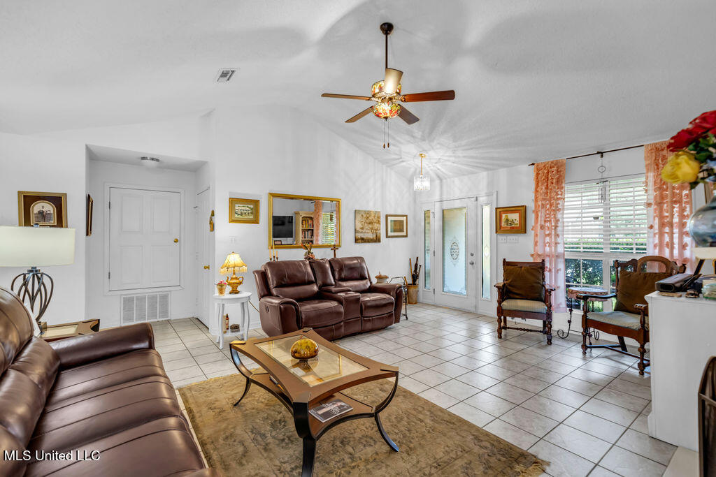 99102 Koloa Street Property Photo 11