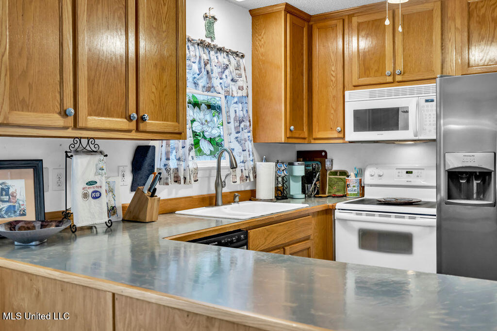 99102 Koloa Street Property Photo 17