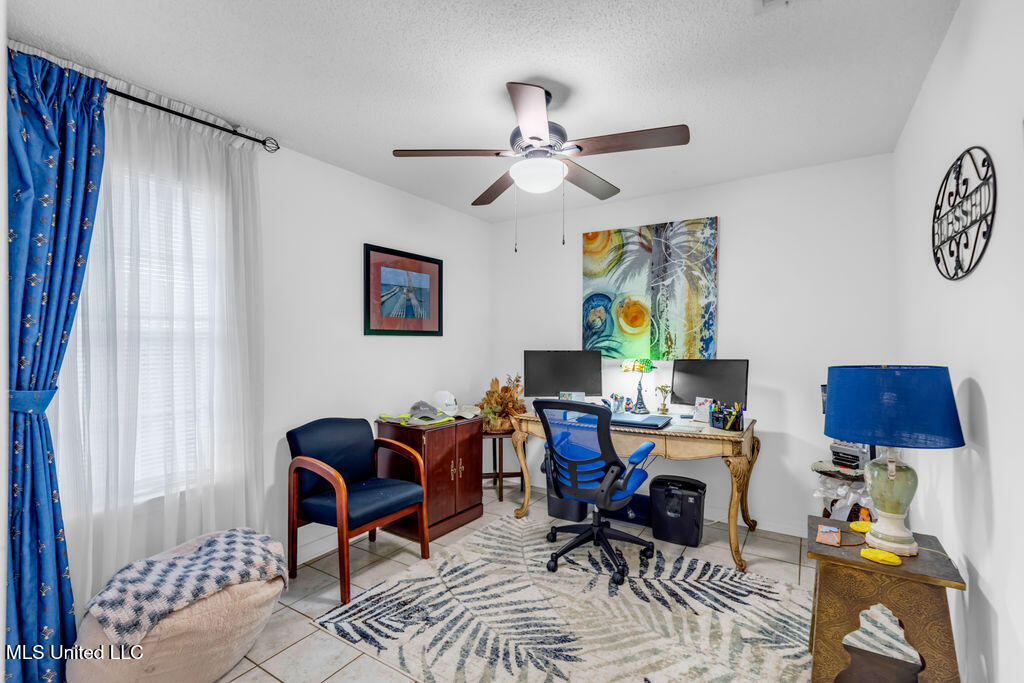 99102 Koloa Street Property Photo 23