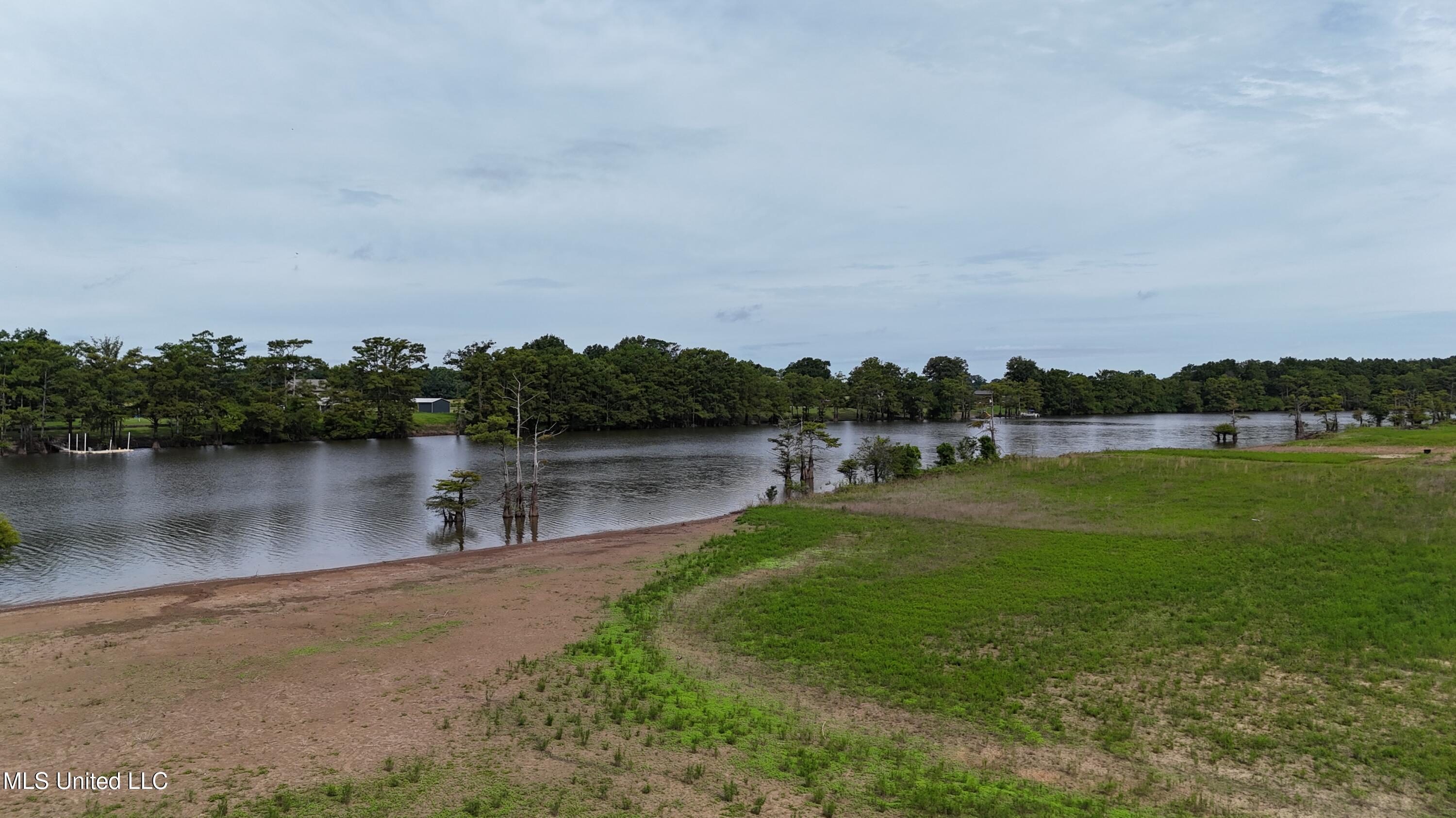 001 Deerfield Road Property Photo 12