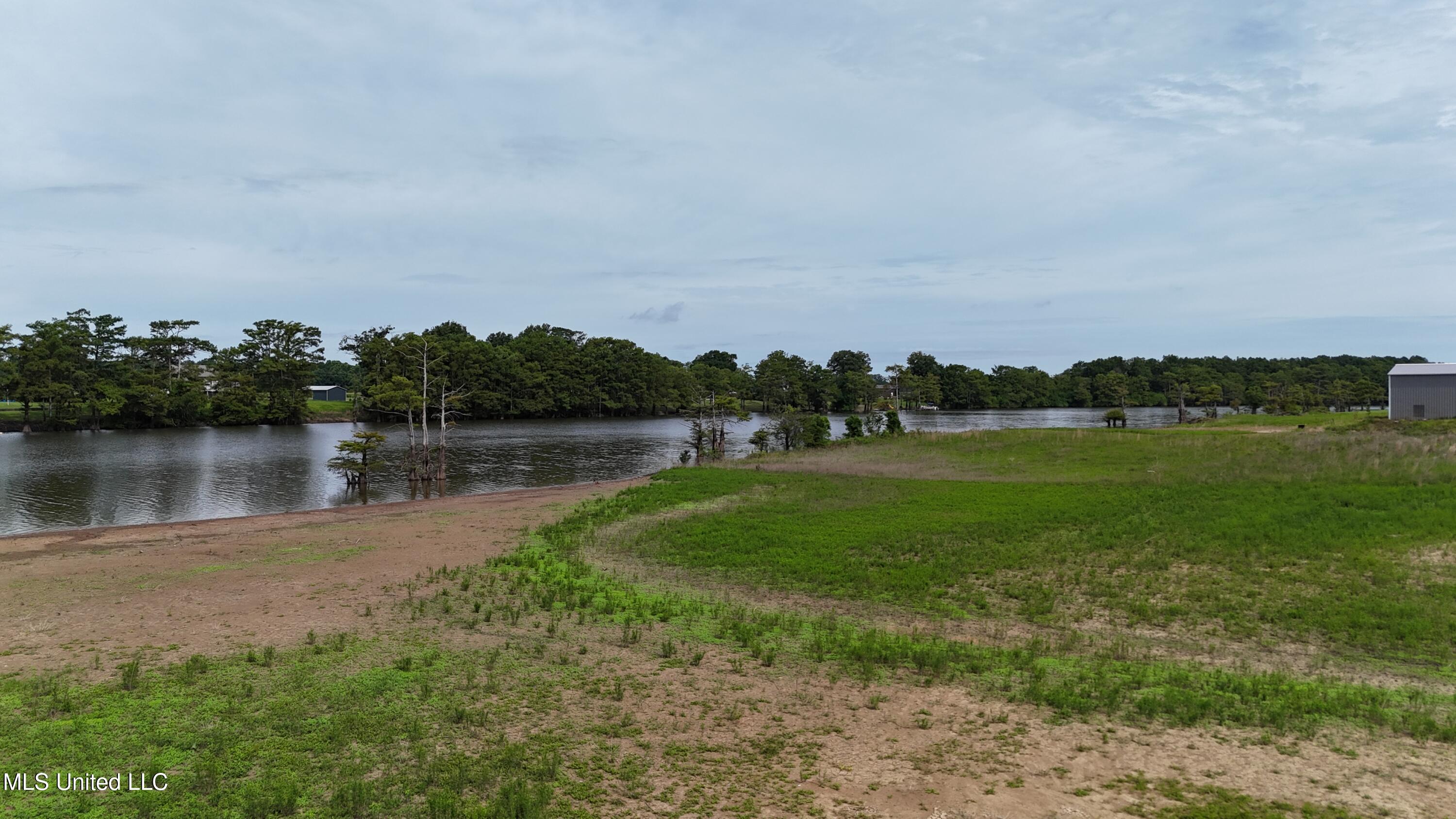 001 Deerfield Road Property Photo 18