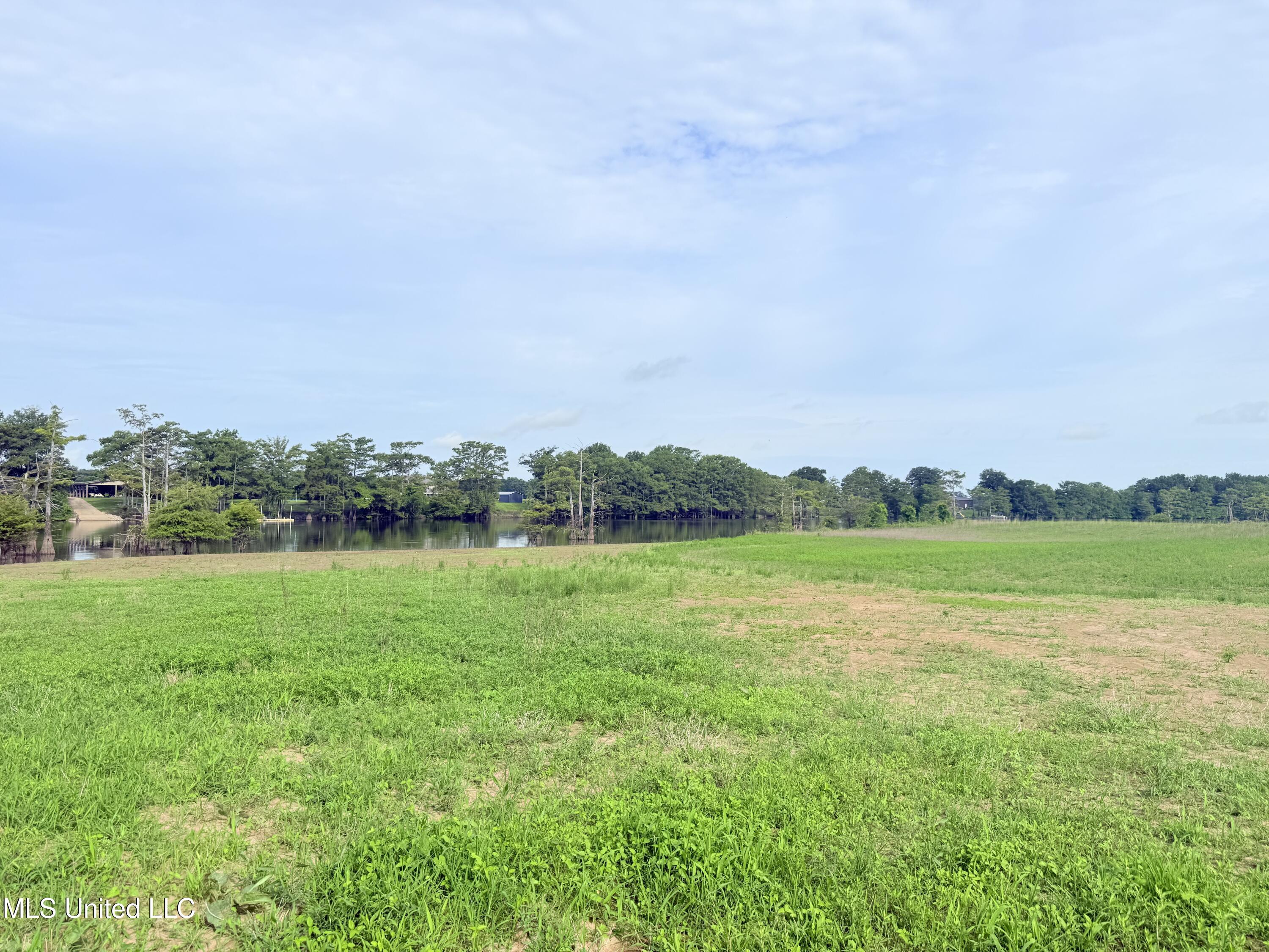 001 Deerfield Road Property Photo 24