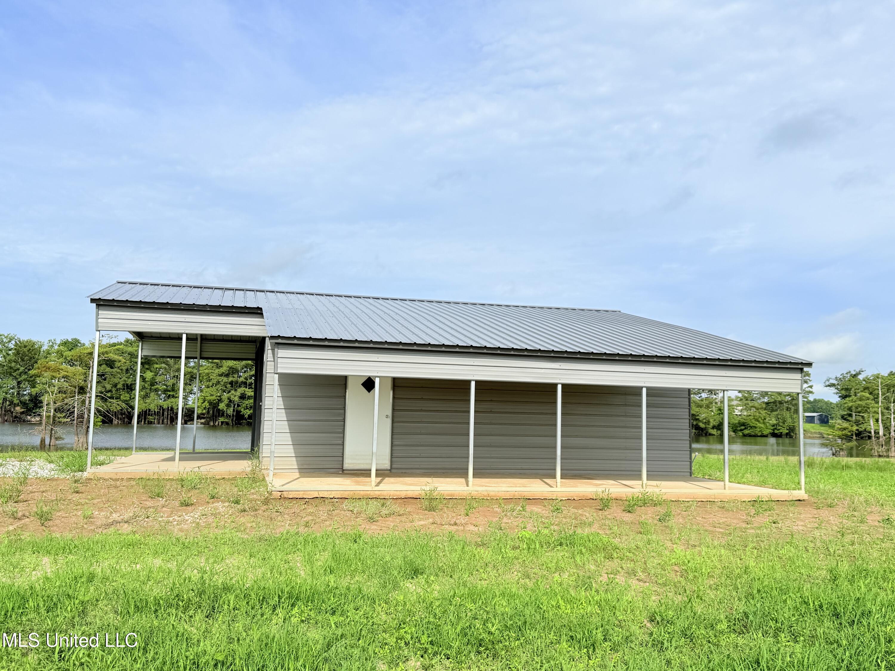 001 Deerfield Road Property Photo 33