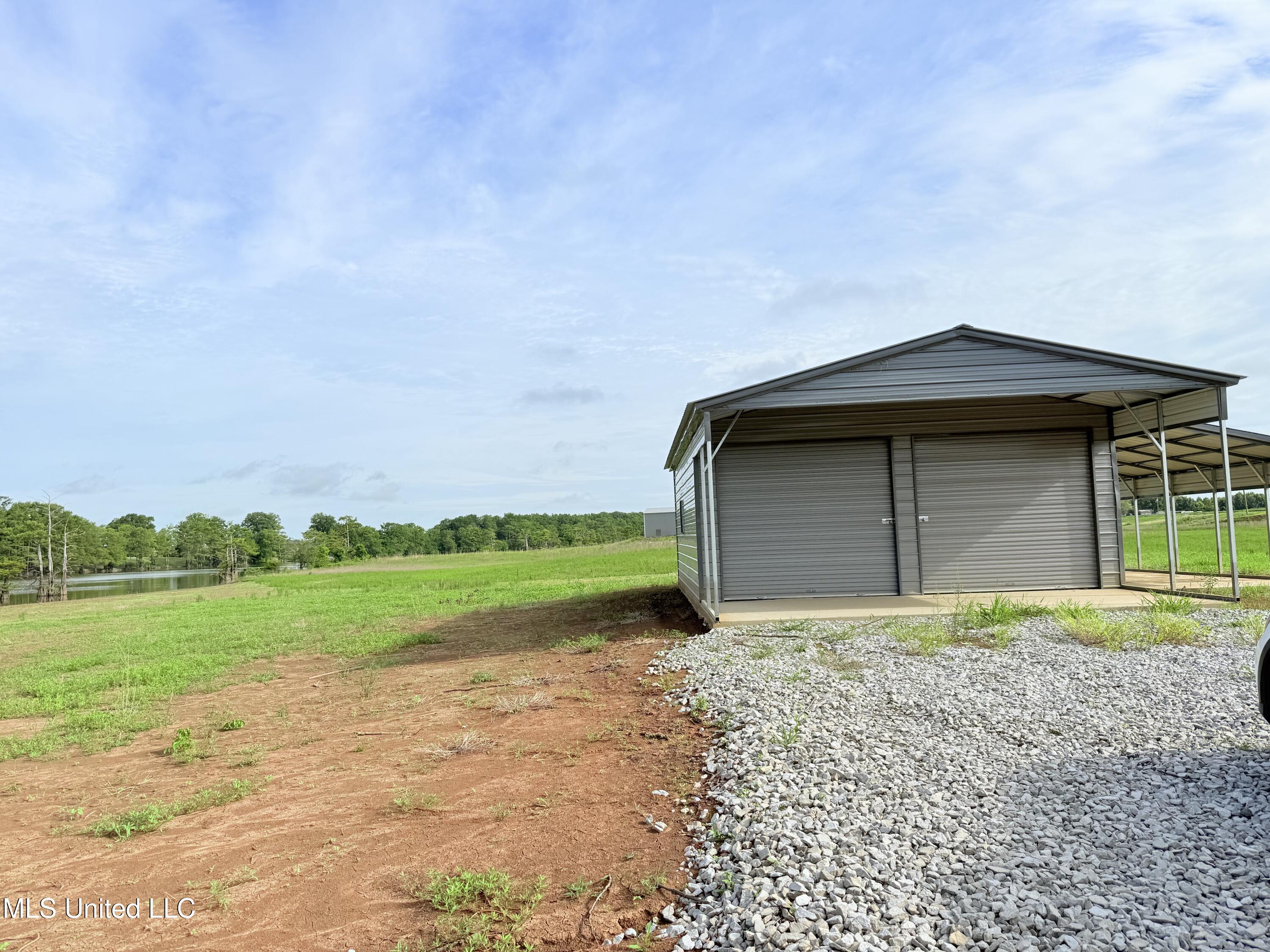 001 Deerfield Road Property Photo 37