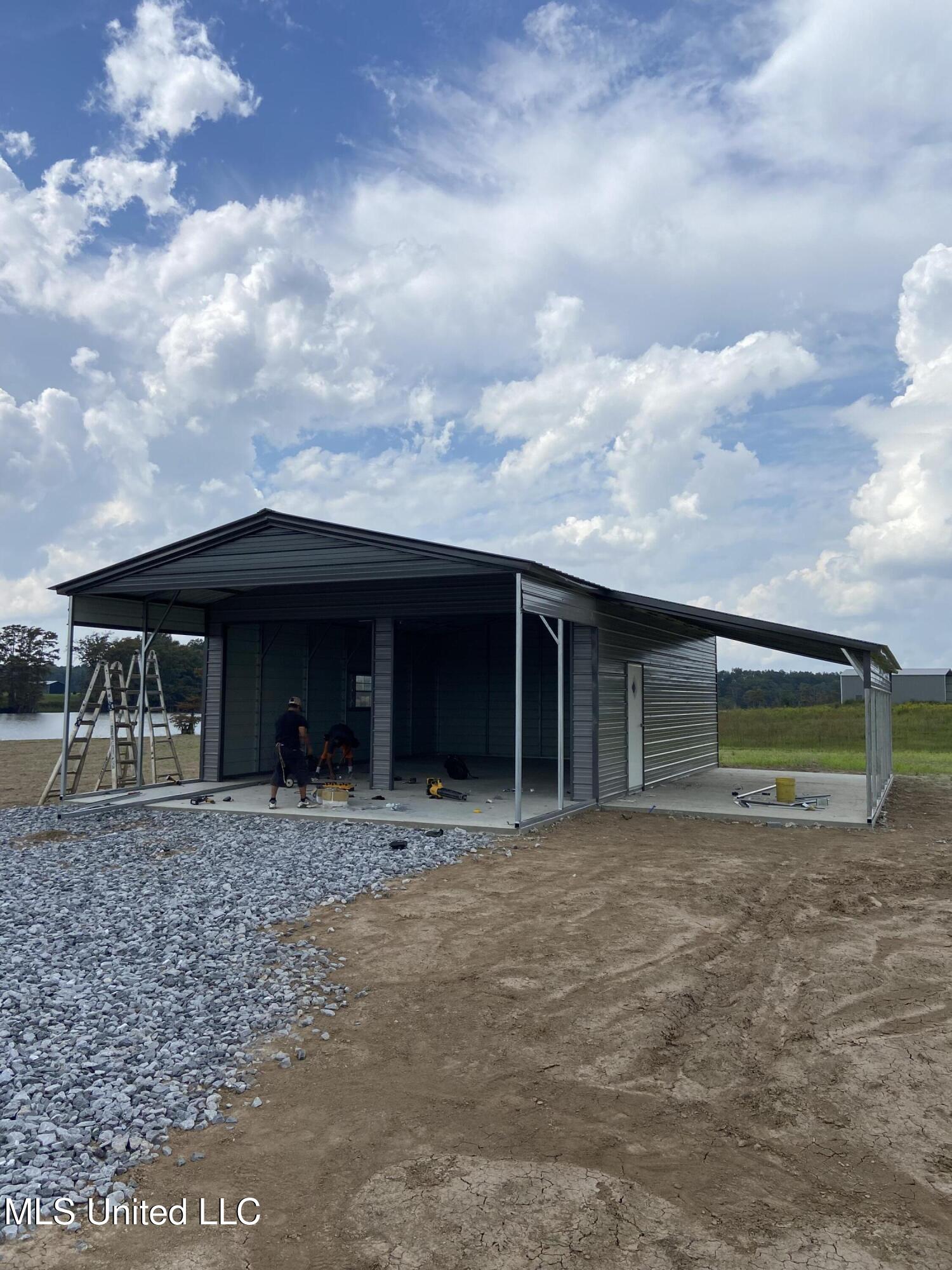 001 Deerfield Road Property Photo 44