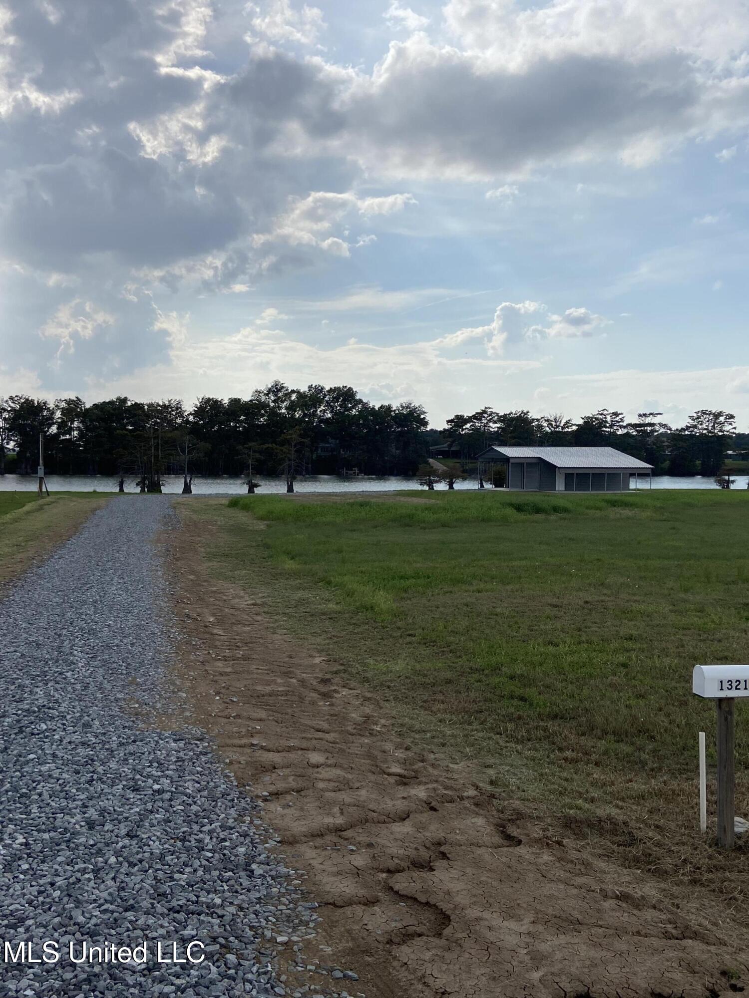 001 Deerfield Road Property Photo 46