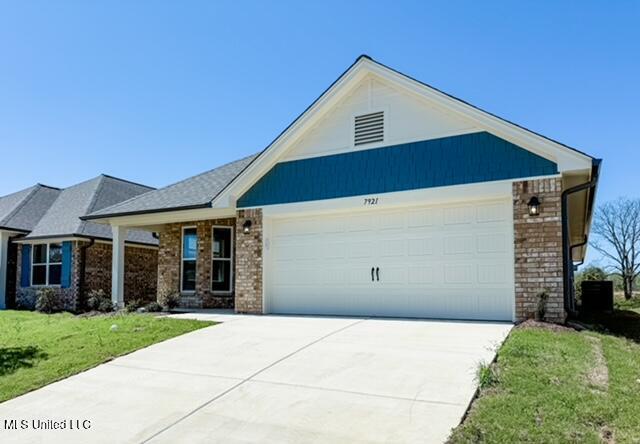 7867 Gardendale Drive Property Photo 1