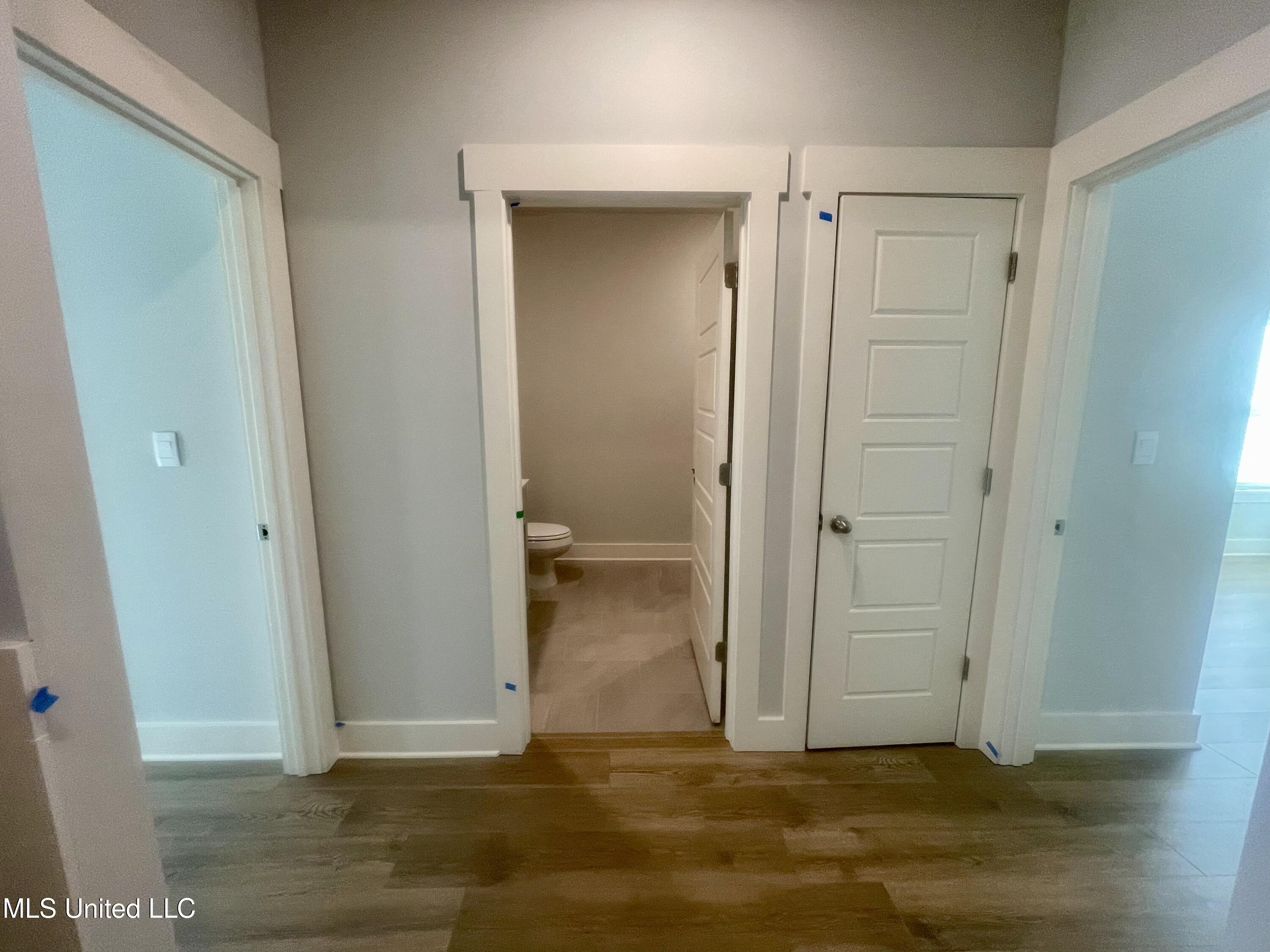 5350 Bunyan Hill Drive Drive Property Photo 4