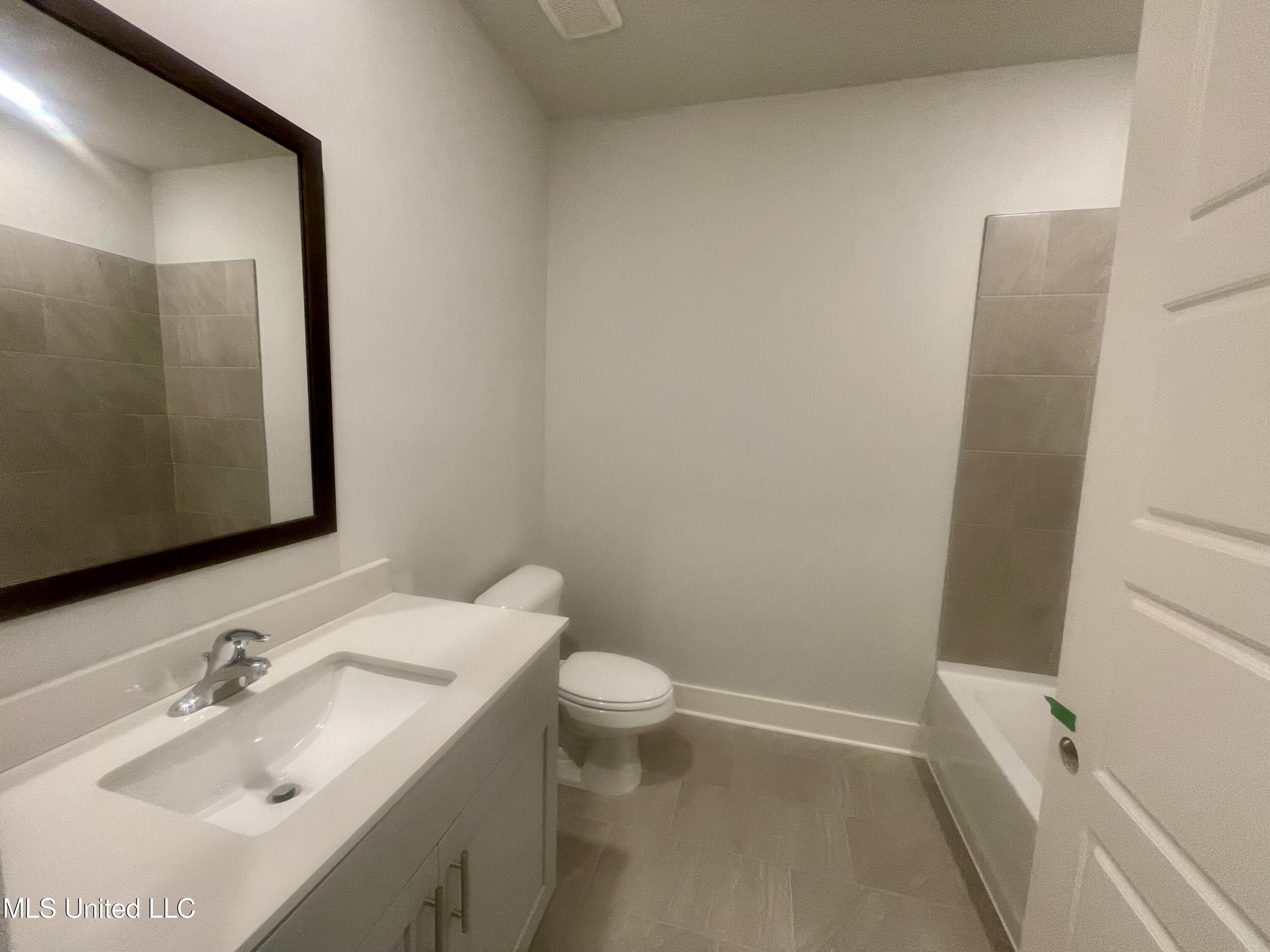 5350 Bunyan Hill Drive Drive Property Photo 6
