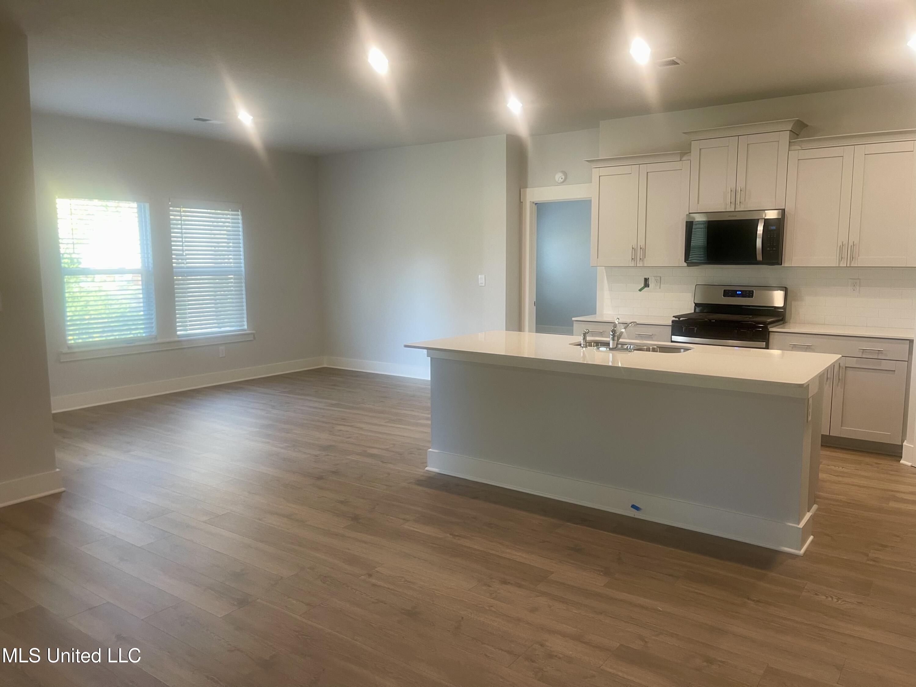 5350 Bunyan Hill Drive Drive Property Photo 9