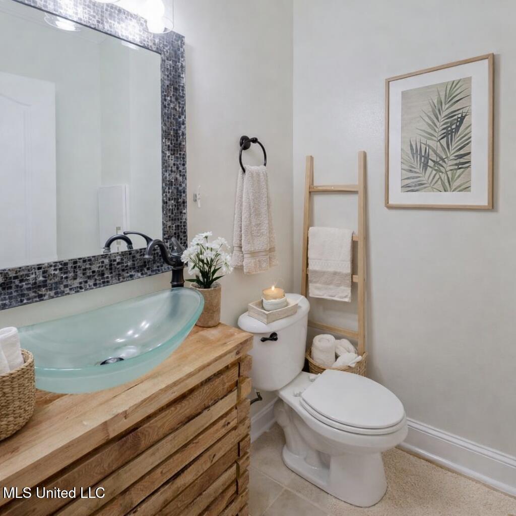 5029 Crescent Ridge Drive Property Photo 7