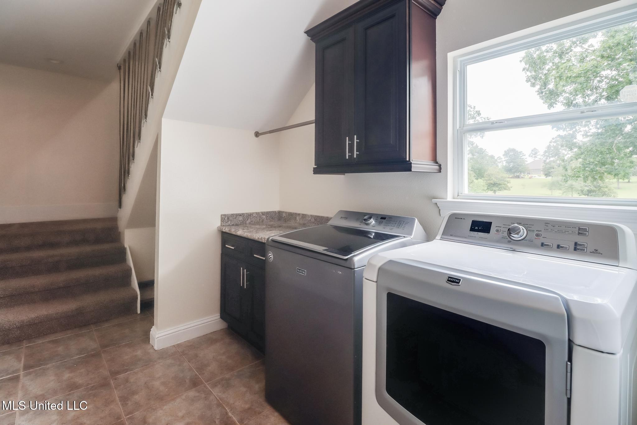 5029 Crescent Ridge Drive Property Photo 35