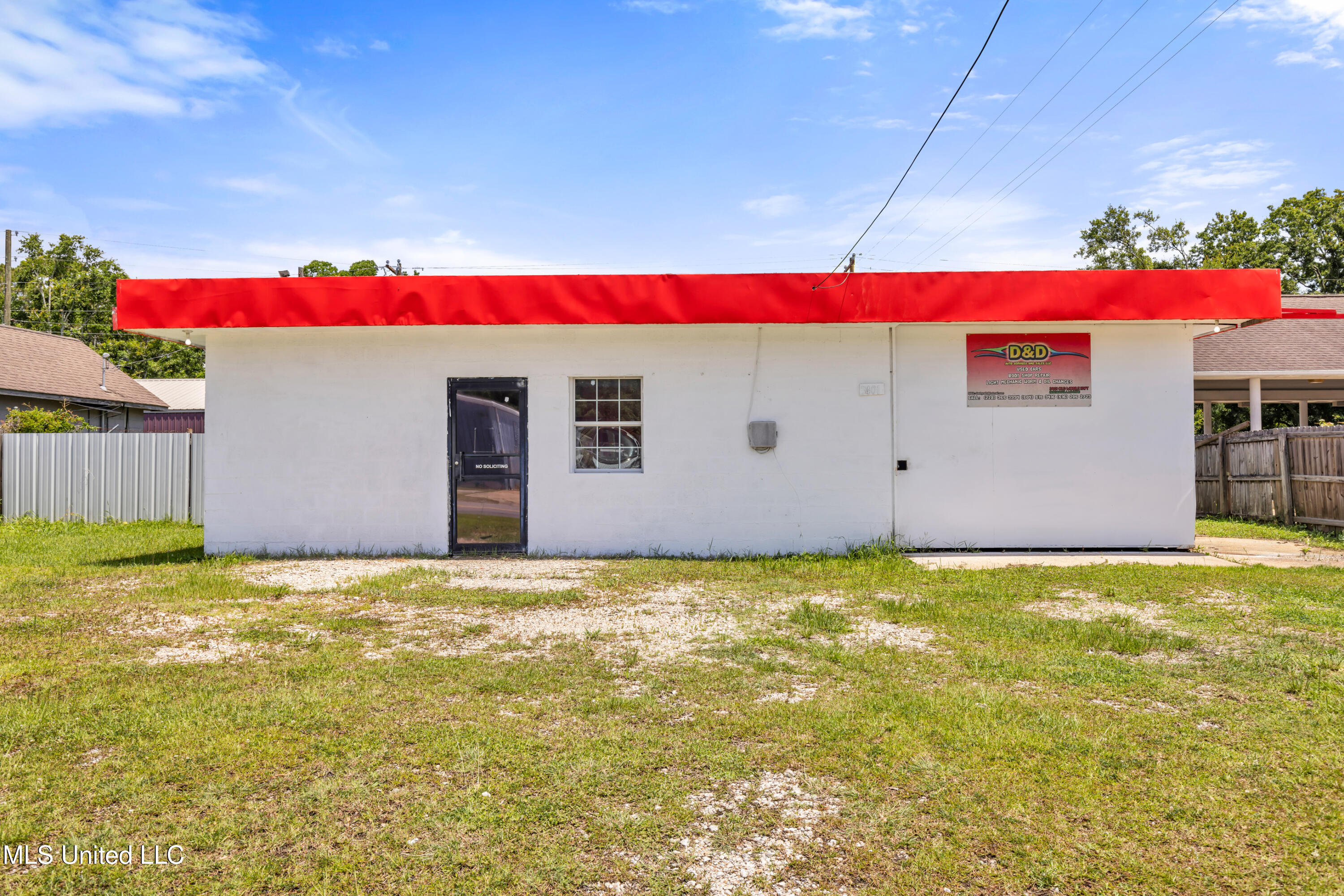 3401 Old Mobile Avenue Property Photo 1