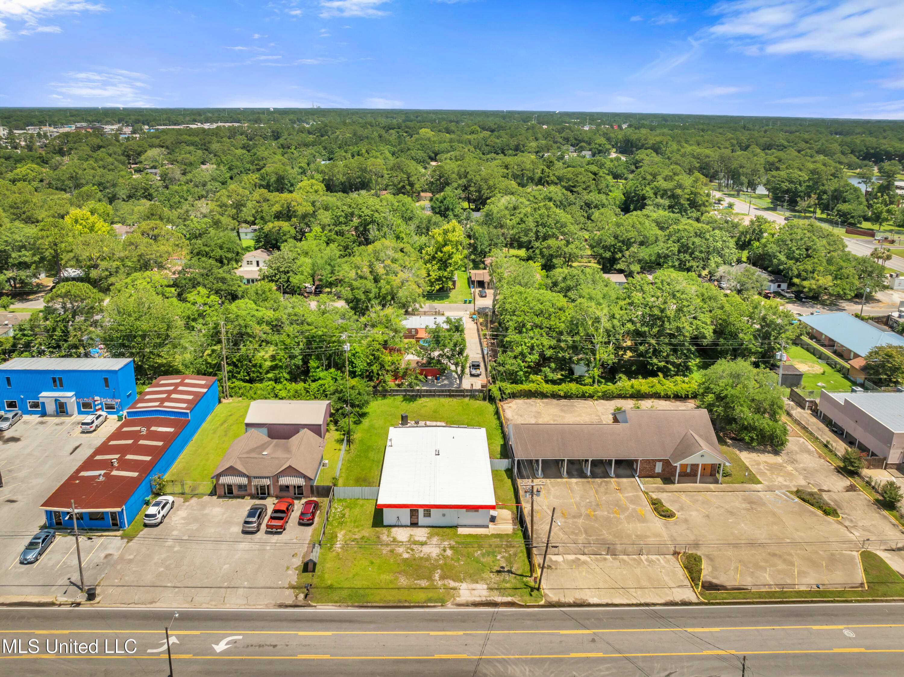 3401 Old Mobile Avenue Property Photo 2