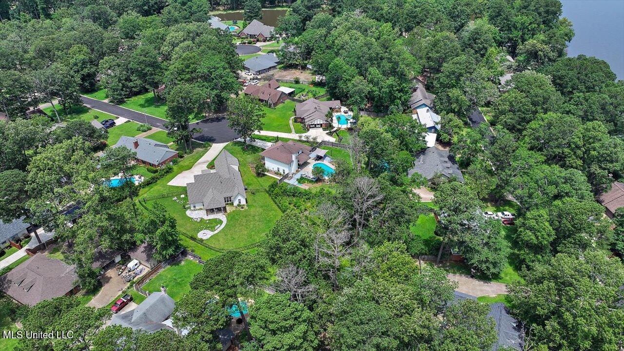 110 Stonington Court Property Photo 63