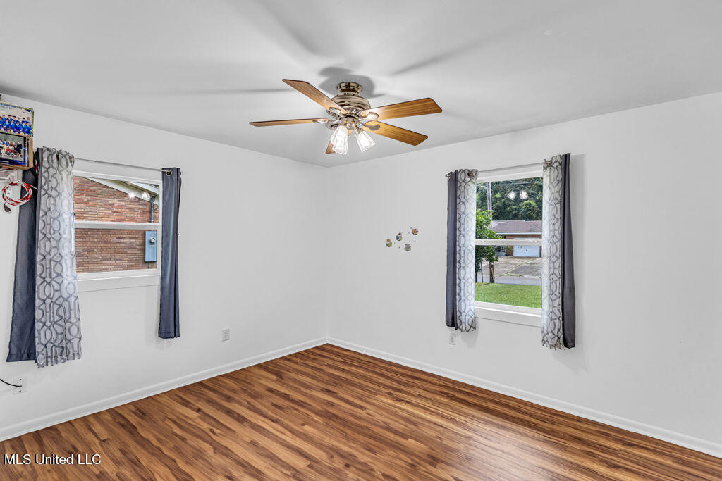 931 Brown Street Property Photo 17