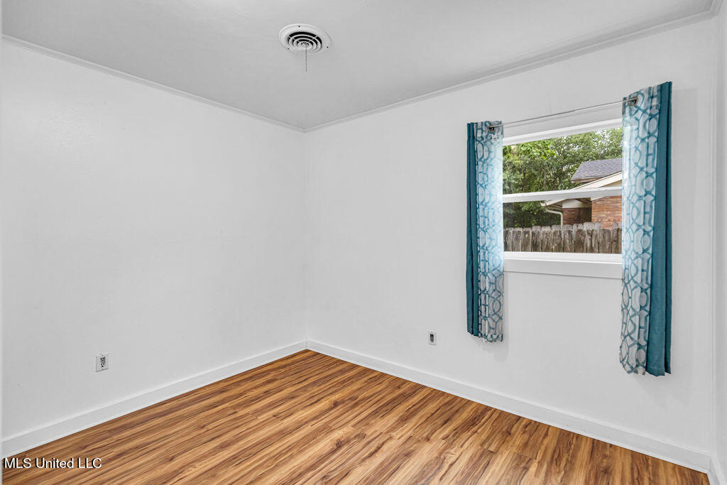 931 Brown Street Property Photo 18