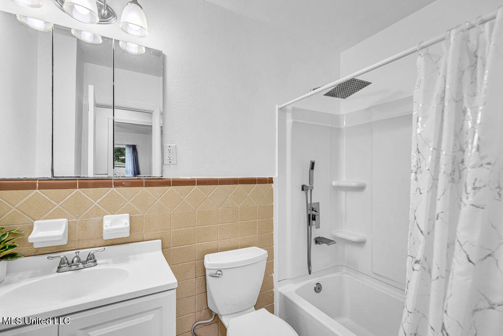 931 Brown Street Property Photo 19