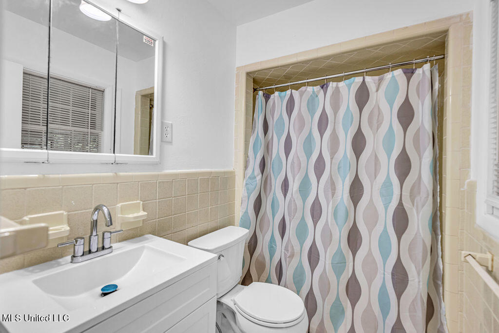 931 Brown Street Property Photo 20