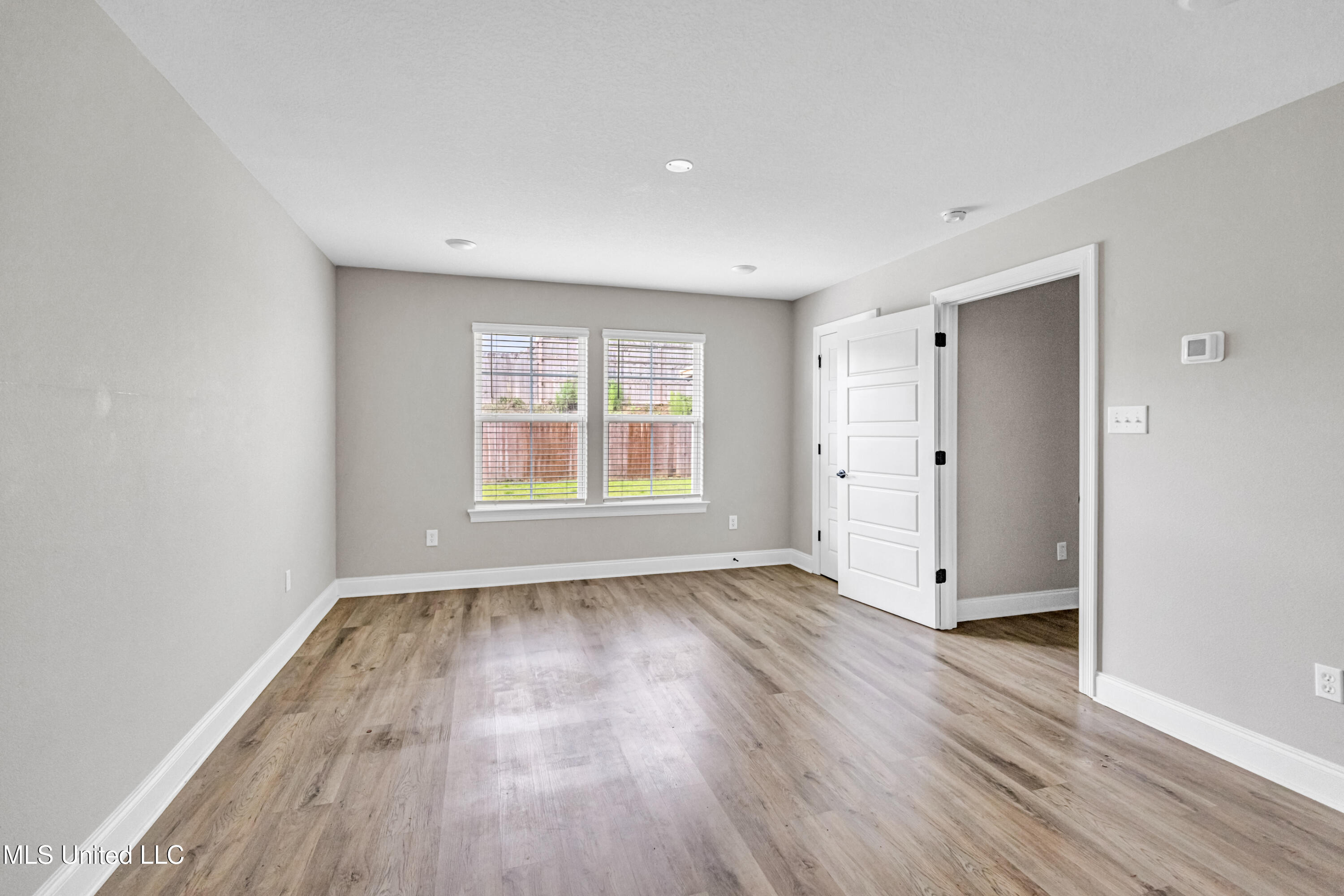 18097 Craine Ridge Cove Property Photo 12