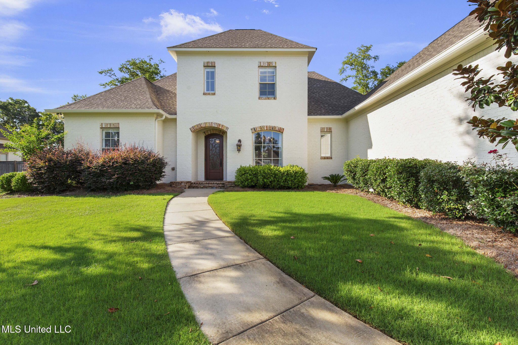 120 Saddlebrook Cove Property Photo 5