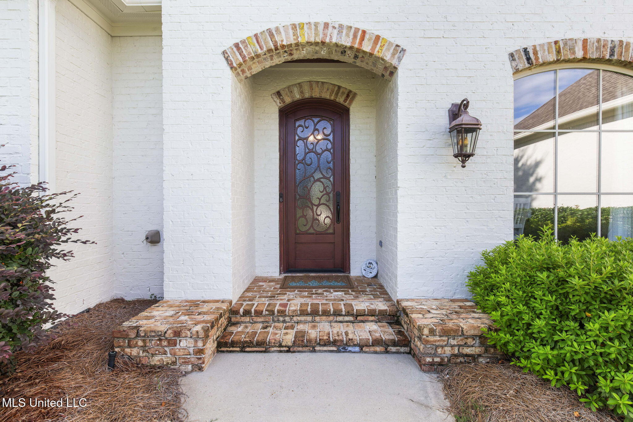 120 Saddlebrook Cove Property Photo 7