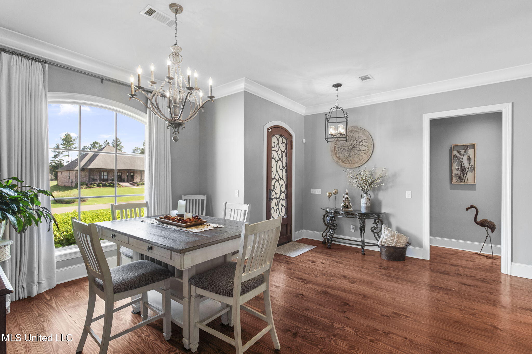 120 Saddlebrook Cove Property Photo 10