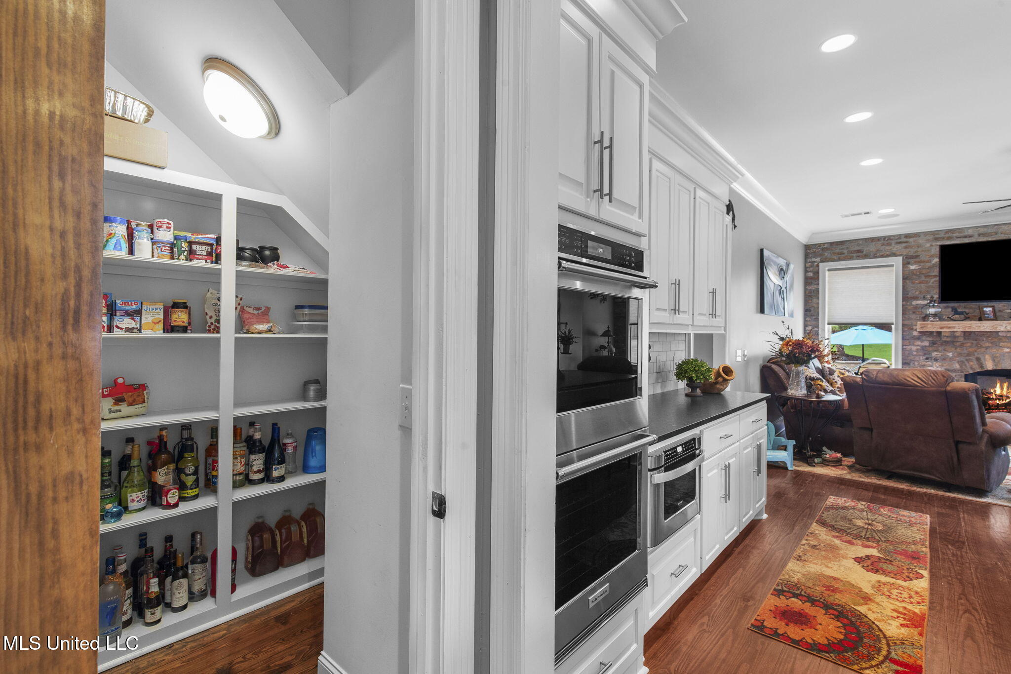 120 Saddlebrook Cove Property Photo 32