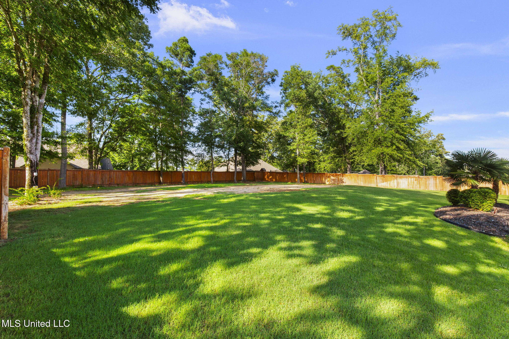 120 Saddlebrook Cove Property Photo 77