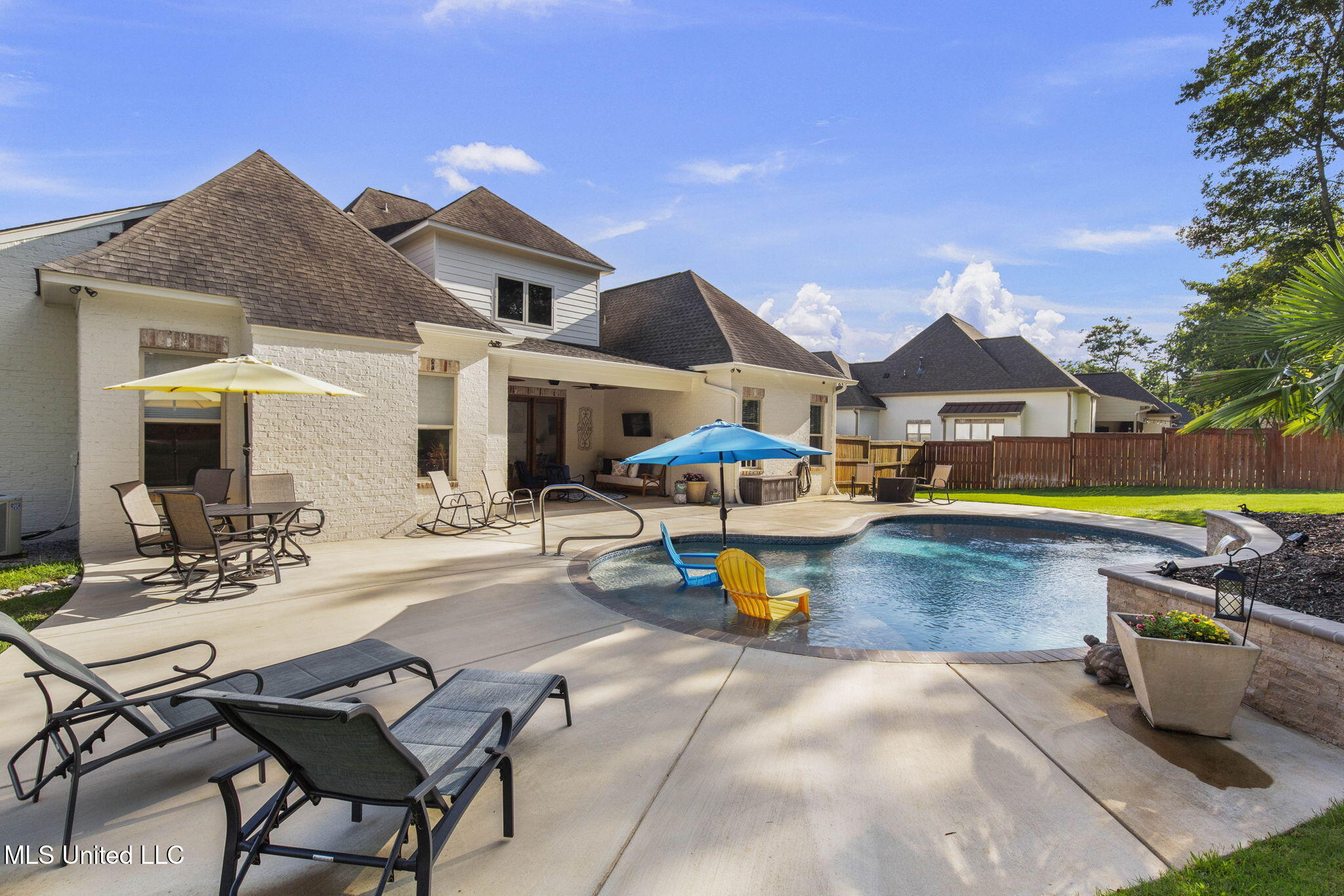 120 Saddlebrook Cove Property Photo 79