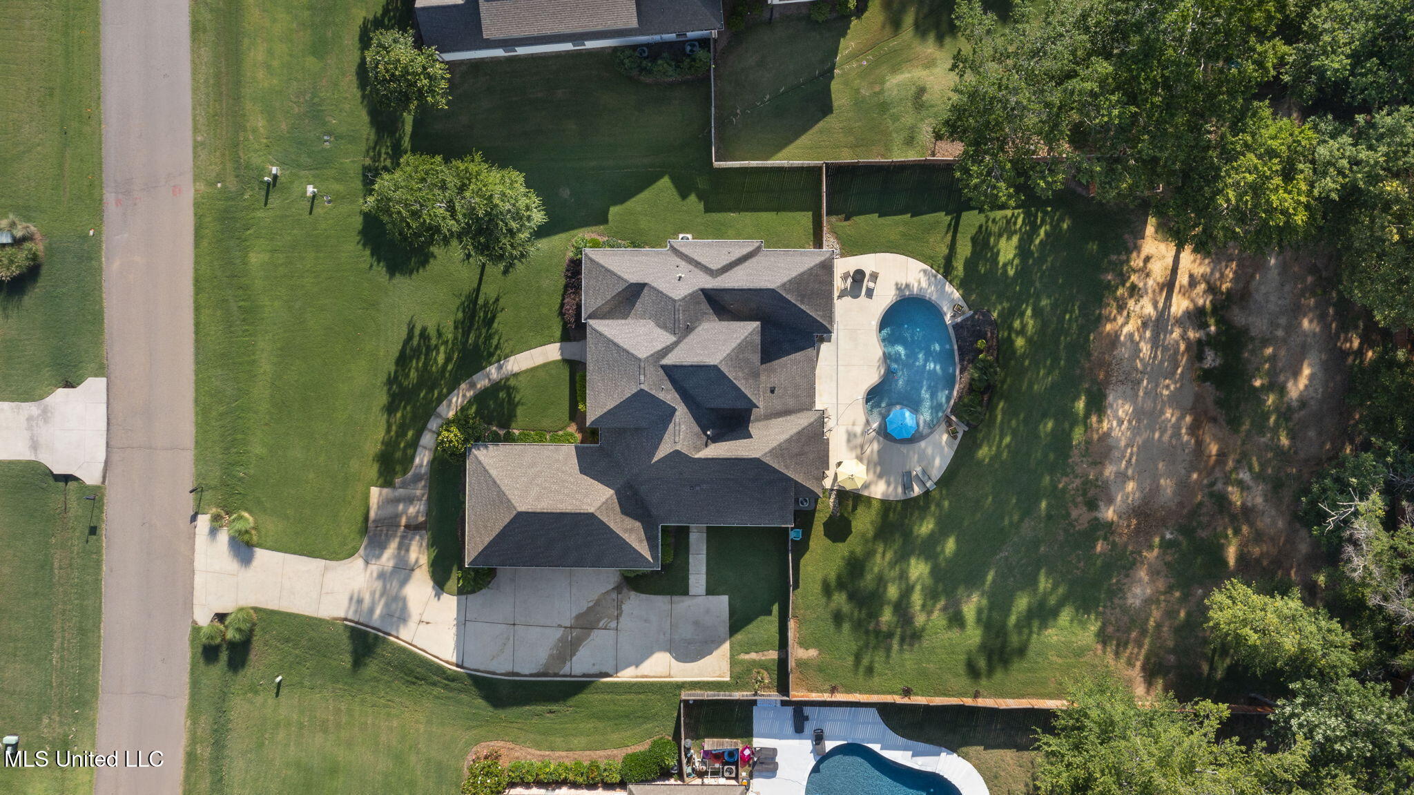 120 Saddlebrook Cove Property Photo 99