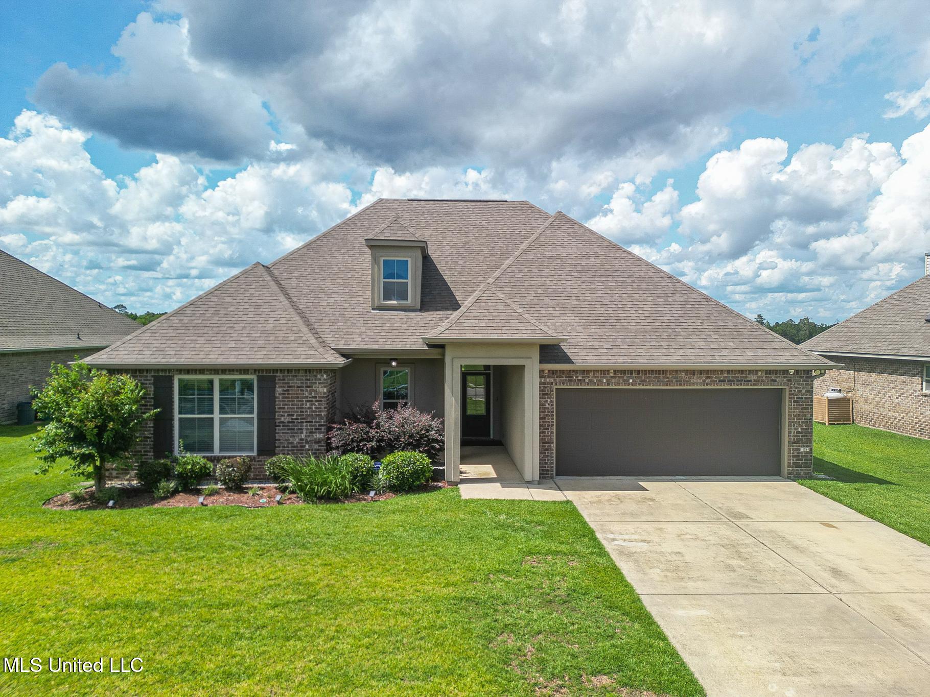 14280 Whippoorwill Road Property Photo 1