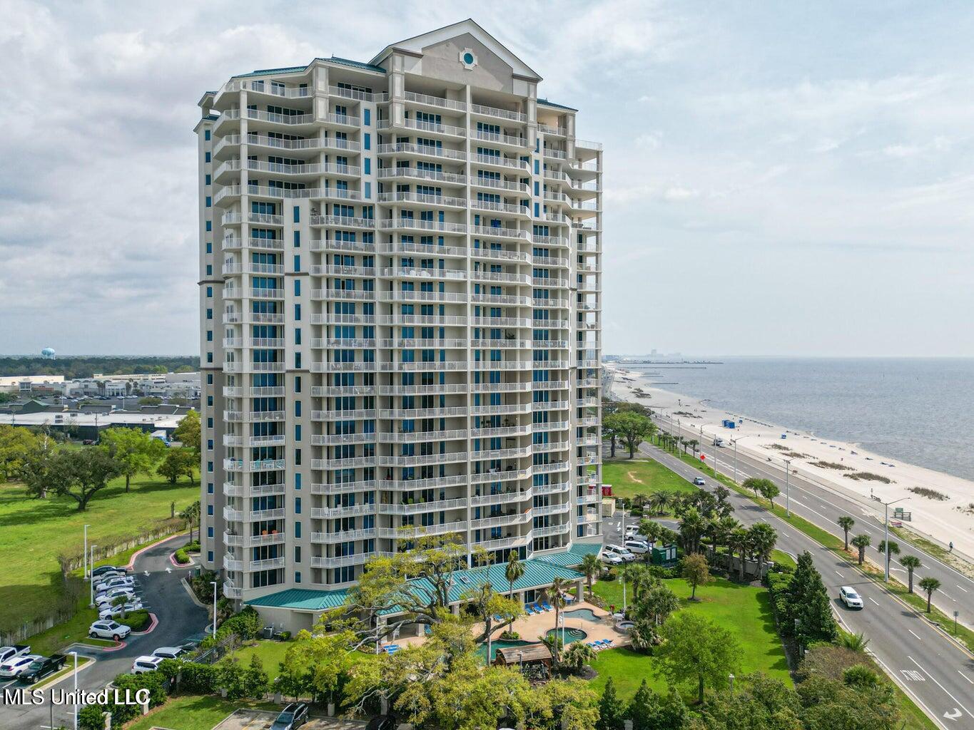 2668 Beach Boulevard Property Photo 1