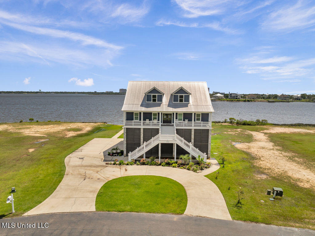 15225 Branigar Property Photo 1