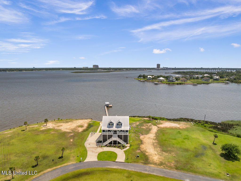 15225 Branigar Property Photo 4