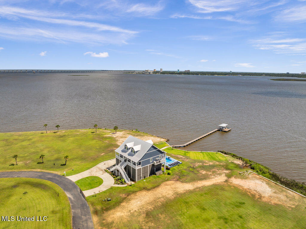 15225 Branigar Property Photo 5